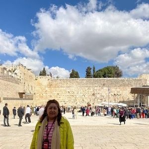 Meet your Posher, Beatriz